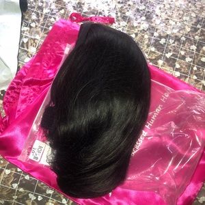 This is an ALIPEARL headband 10 inch wig.